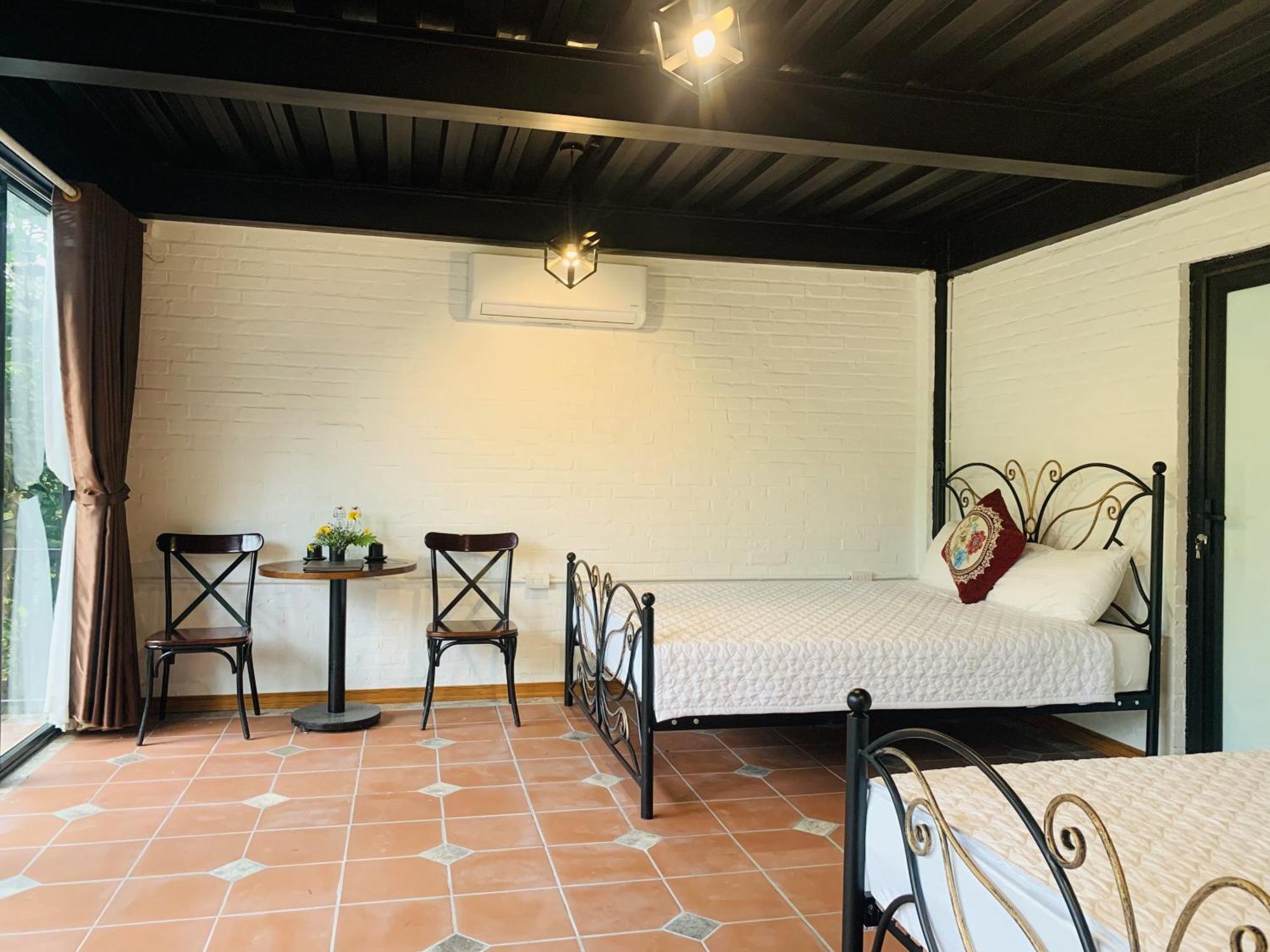 Dinh Gia Home Villa & Resort Ніньбінь Номер фото